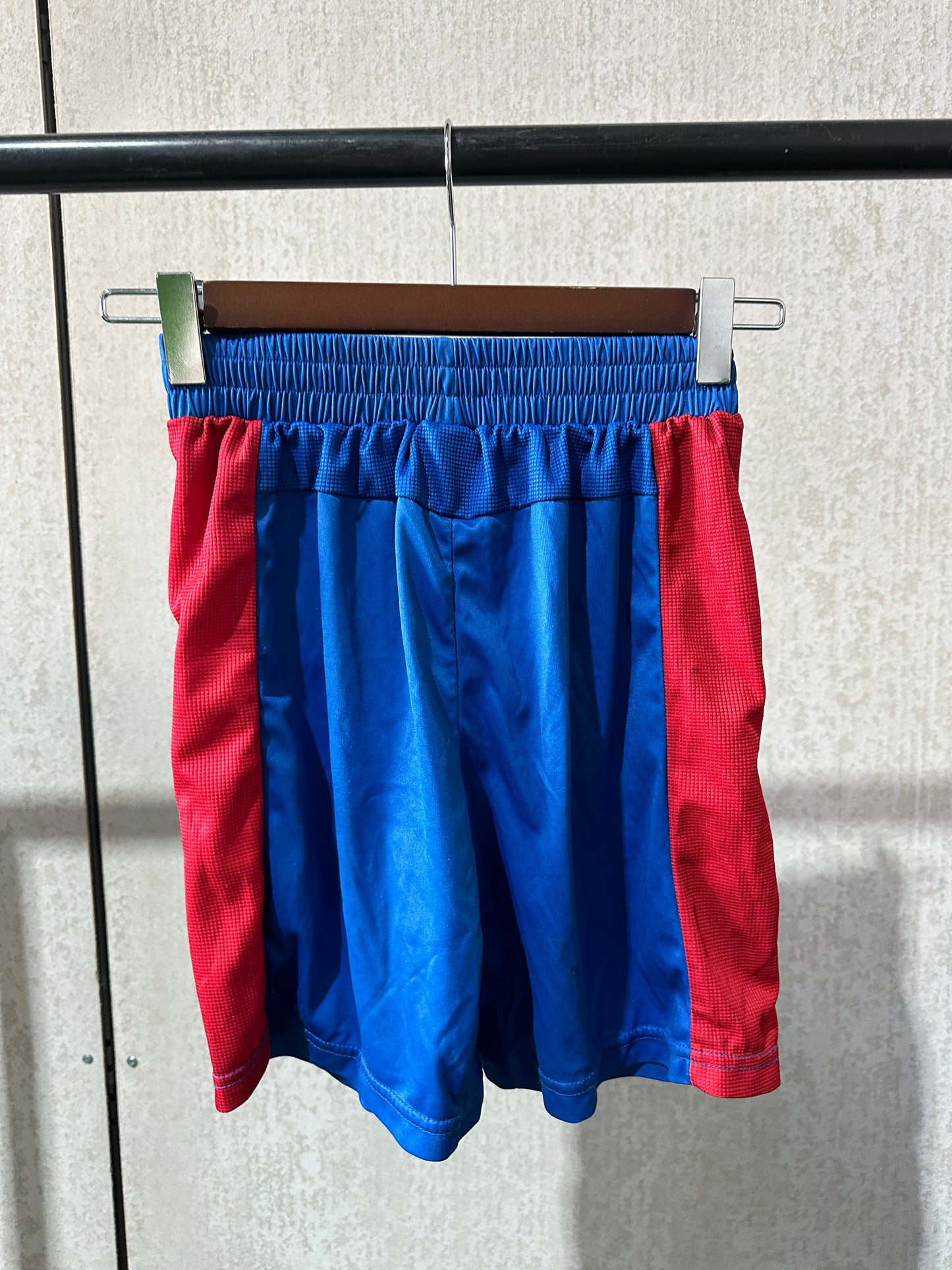 PRE LOVED NEWCASTLE JETS VIVA TRAINING SHORTS WOMENS W-LEAGUE / YOUTH