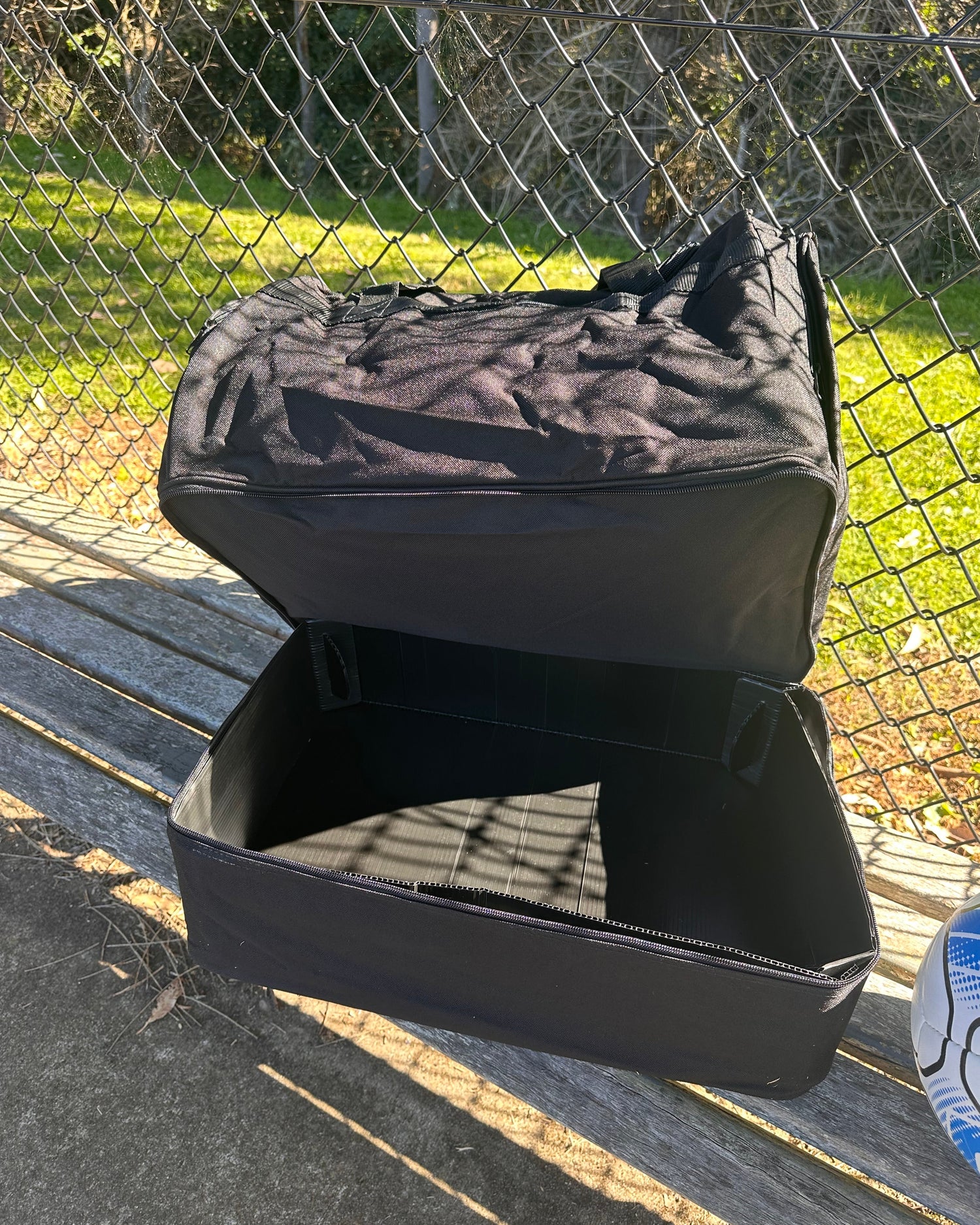 PREMIER COMPARTMENT BAG BLACK