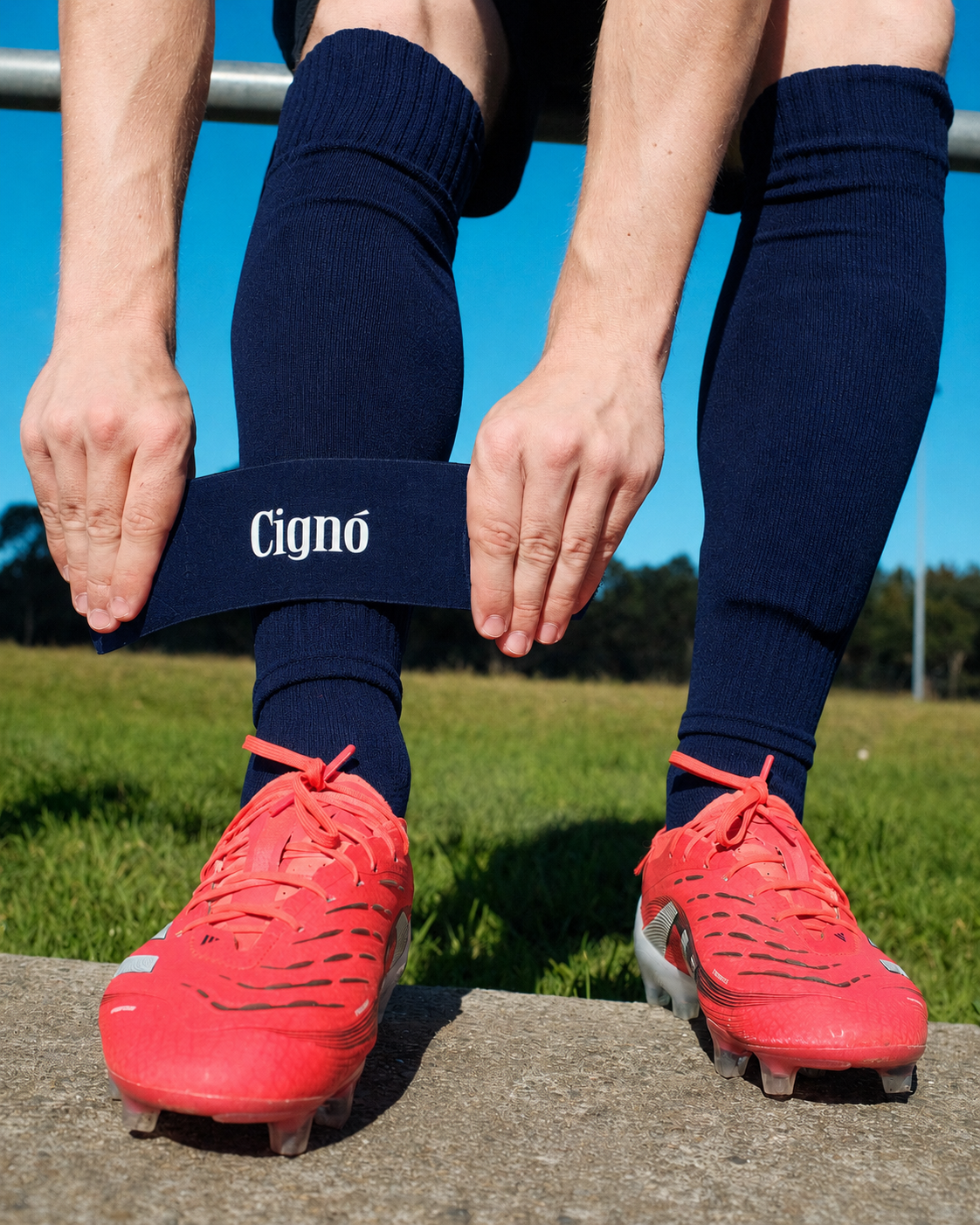 NAVY SHIN GUARD STAYS