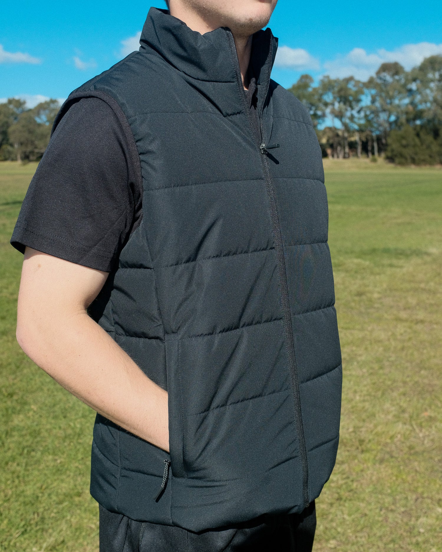 BLACK PUFFER VEST