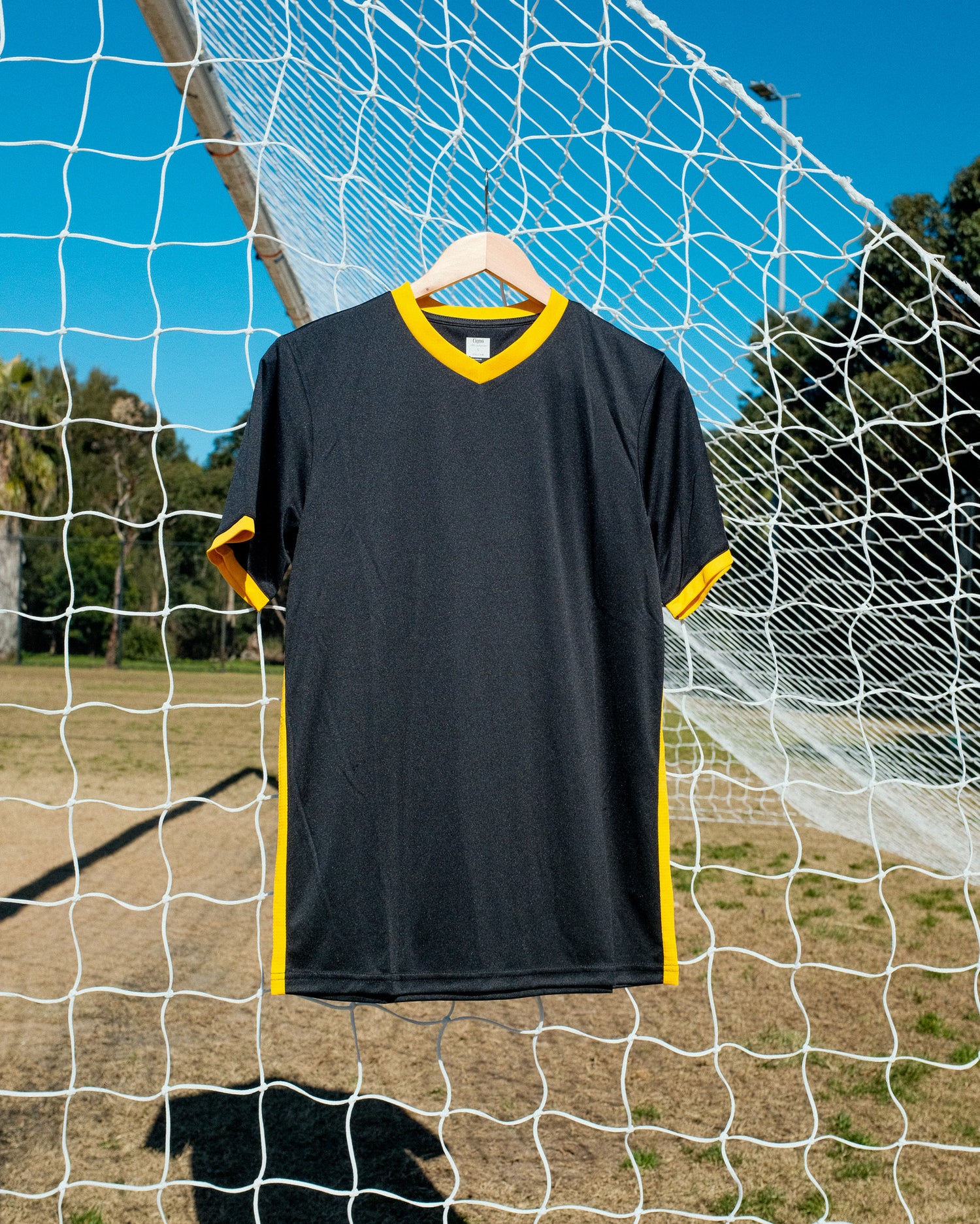BLACK/GOLD ELITE JERSEY