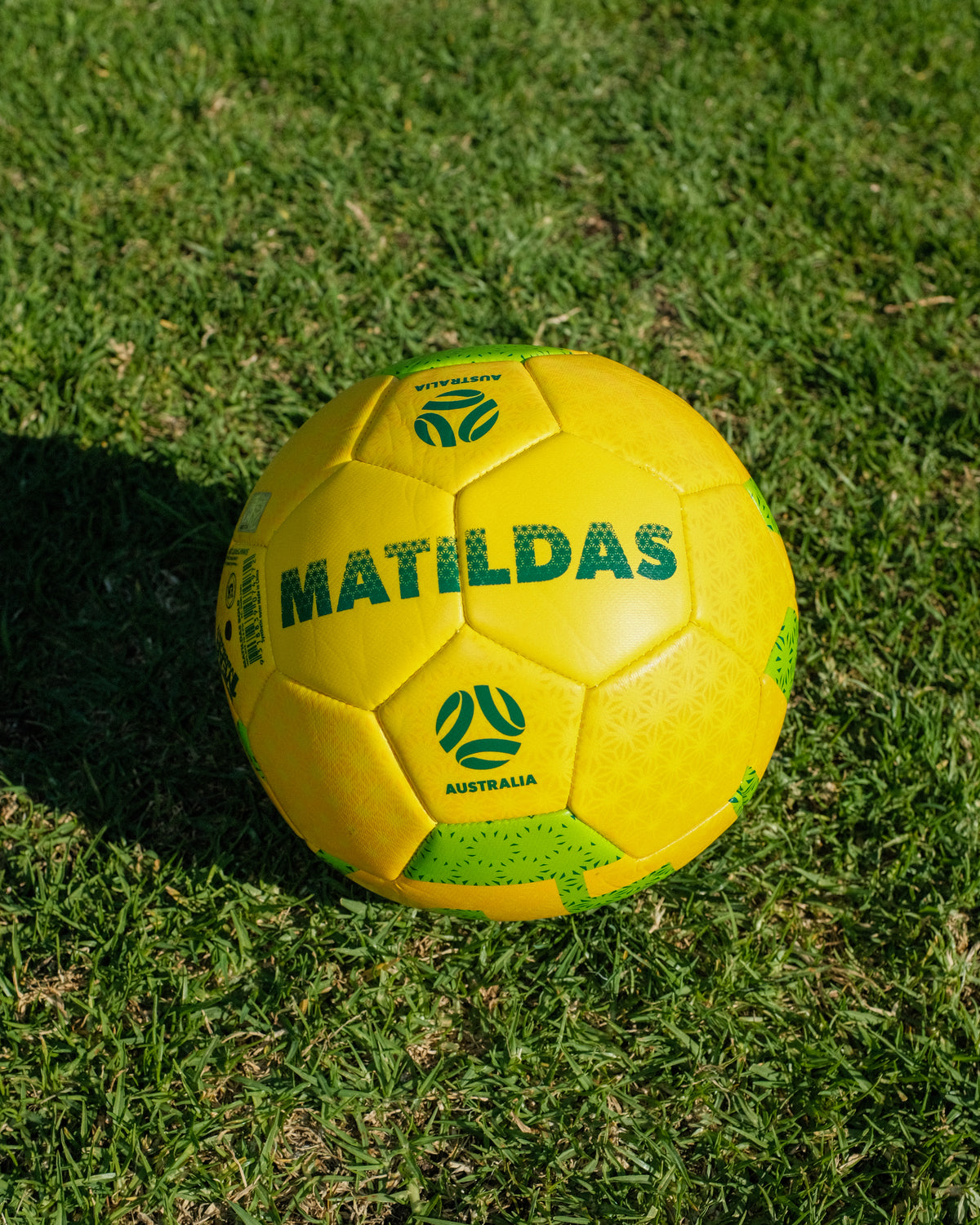 MATILDAS BOLD FOOTBALL - SIZE 5