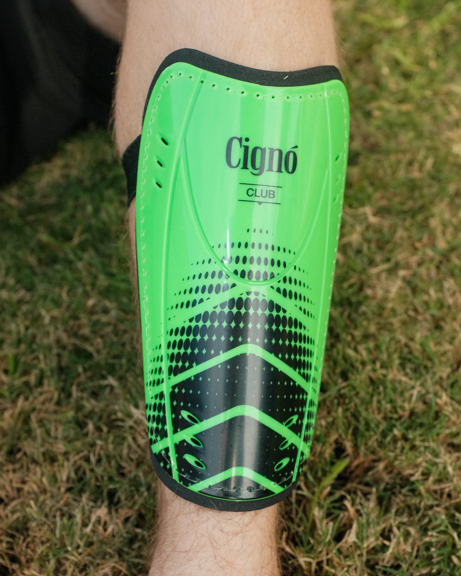 CLUB SHIN GUARDS