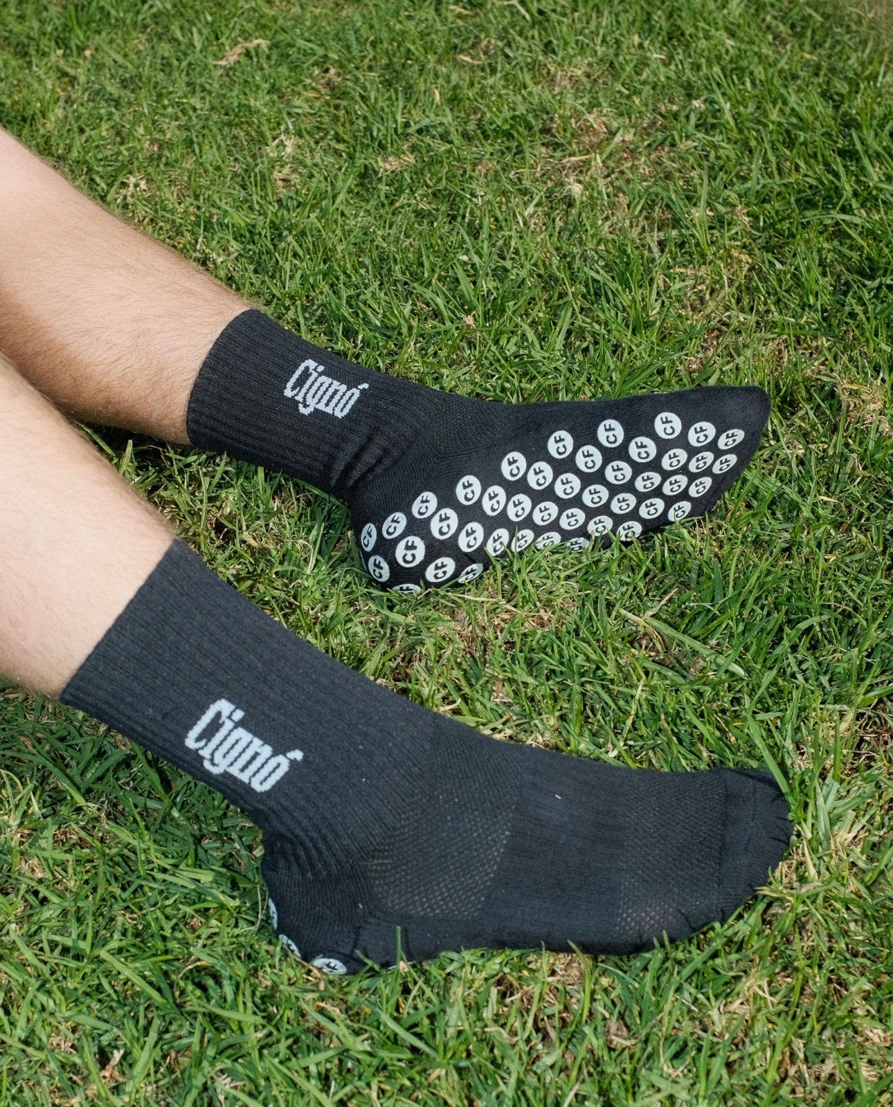 BLACK GRIP SOCKS