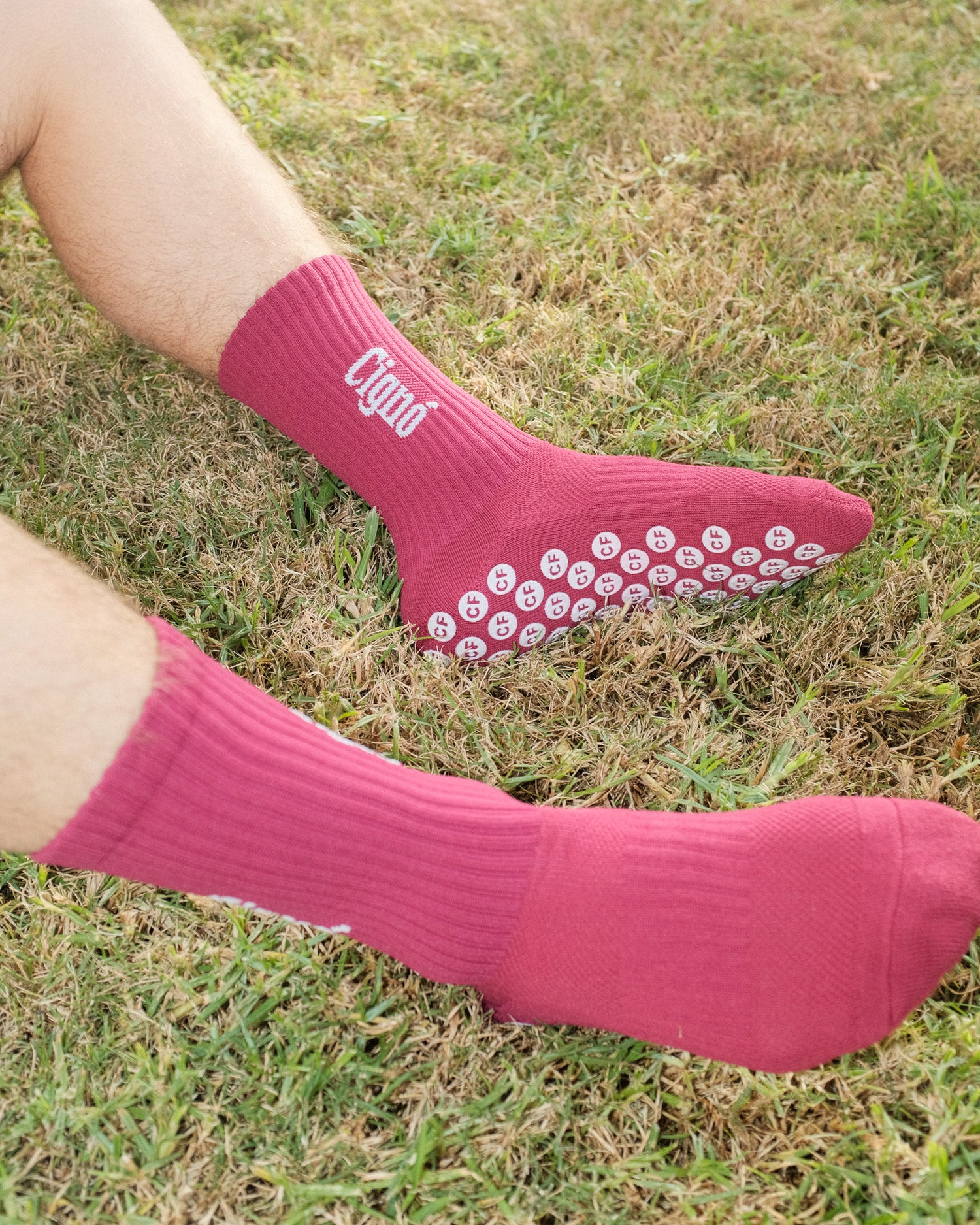 MAROON GRIP SOCKS