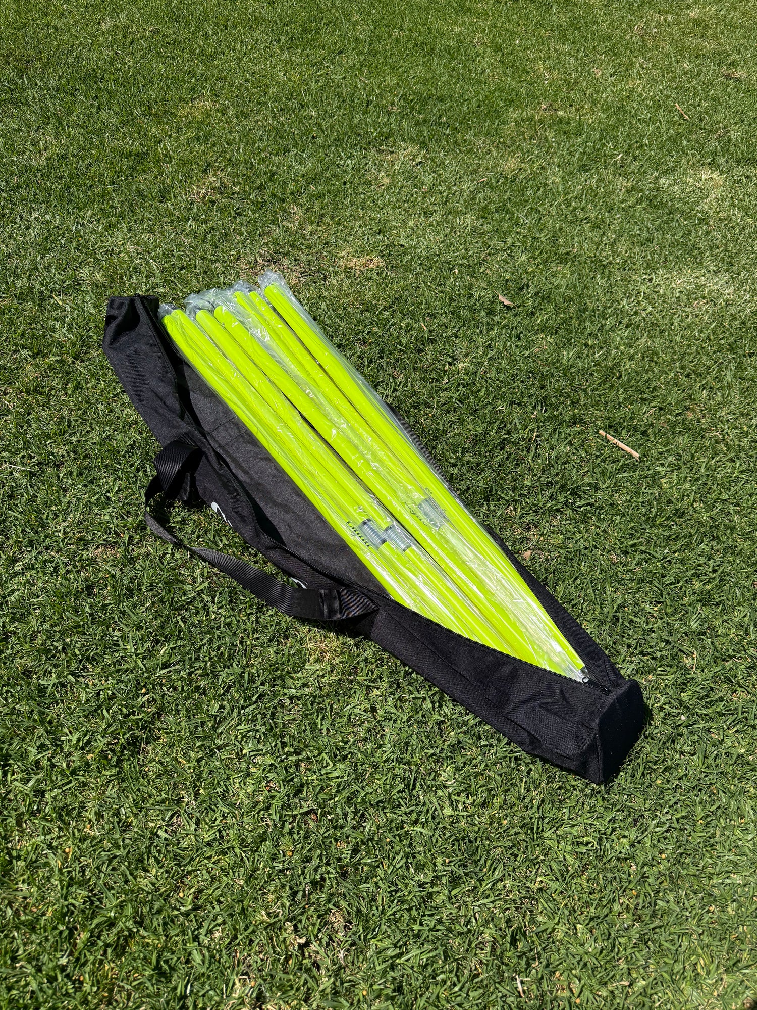 AGILITY POLE 2 PIECE SPRING TRAINING SET (SET OF 4 WITH CARRY BAG)
