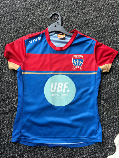 PRE LOVED NEWCASTLE JETS VIVA TRAINING W-LEAGUE SHIRT