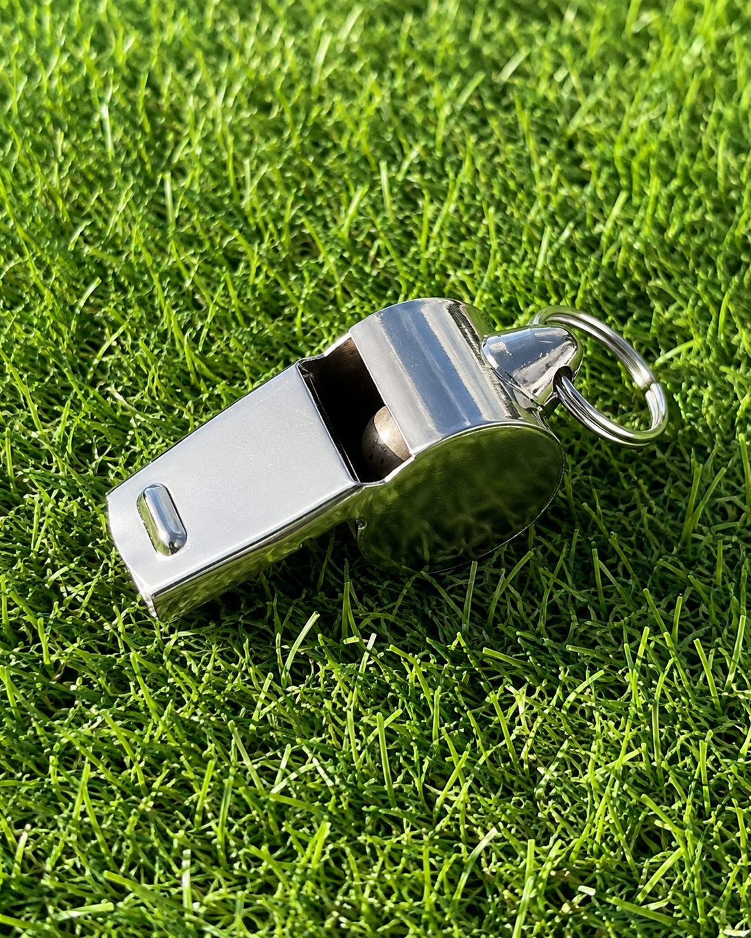 WHISTLE - METAL WITH PEA