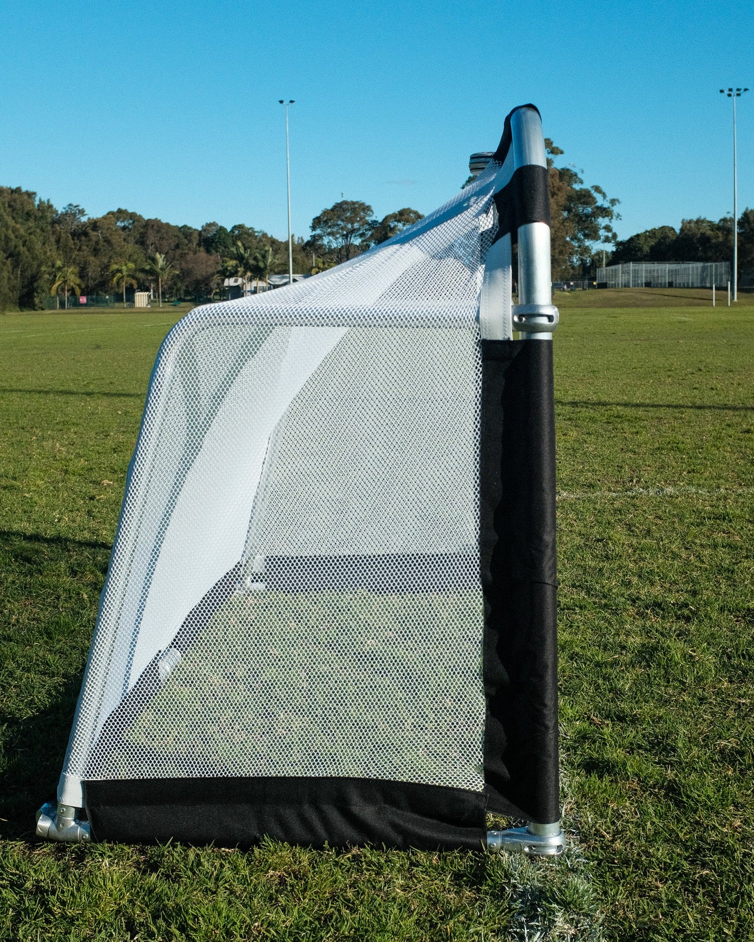 CIGNO ALUMINIUM GOAL 6FT X 4FT - BLACK - Everything Football