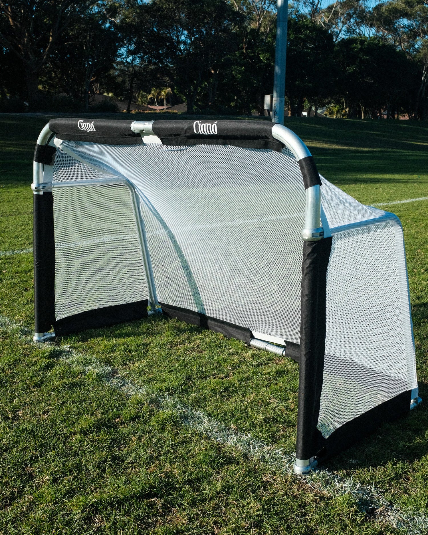 CIGNO ALUMINIUM GOAL 6FT X 4FT - BLACK - Everything Football