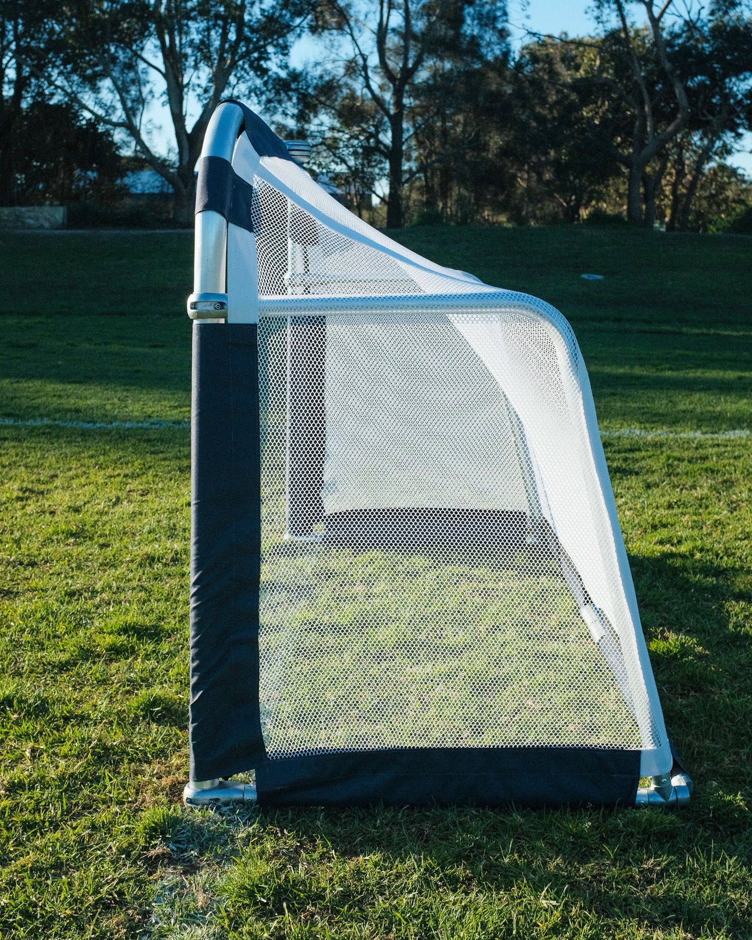 CIGNO ALUMINIUM GOAL 6FT X 4FT - NAVY - Everything Football