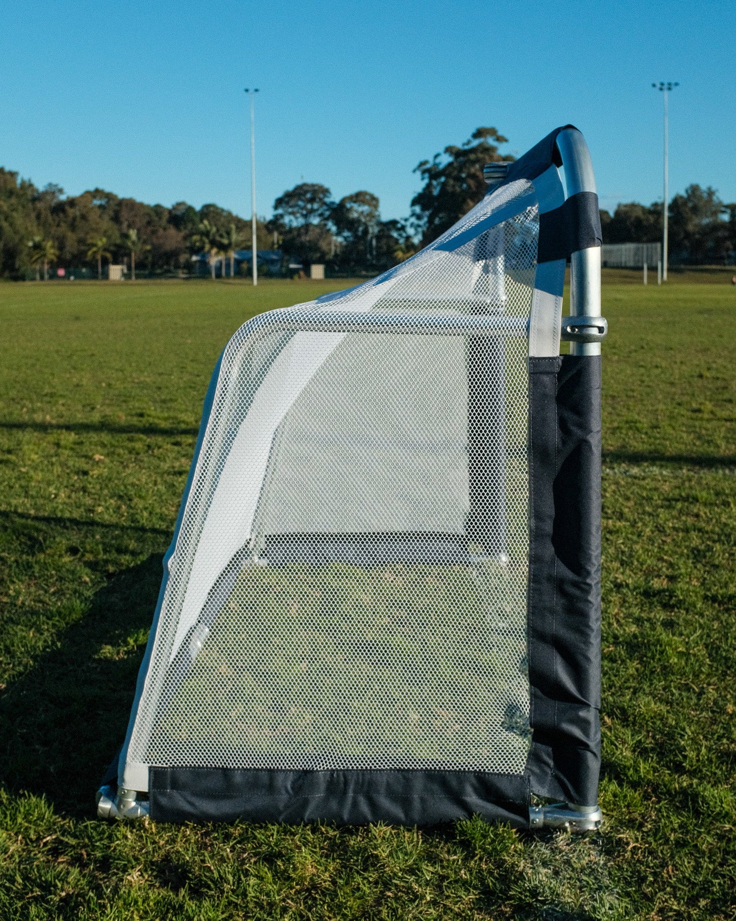 CIGNO ALUMINIUM GOAL 6FT X 4FT - NAVY - Everything Football