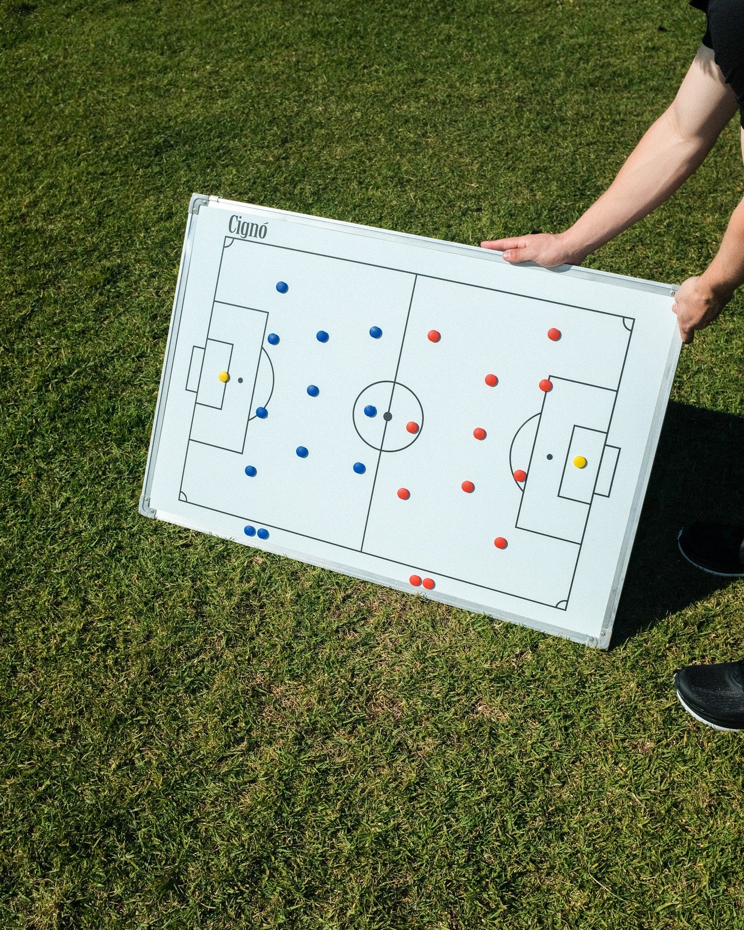 COACHES MAGNETIC WHITE BOARD 60cm x 90cm - Everything Football