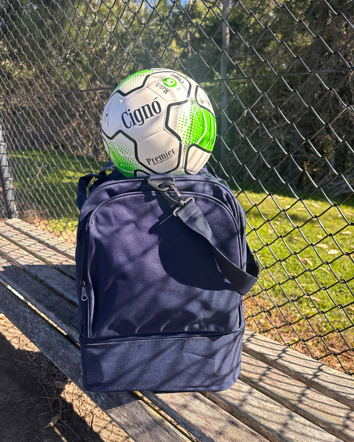 PREMIER COMPARTMENT BAG NAVY - Everything Football