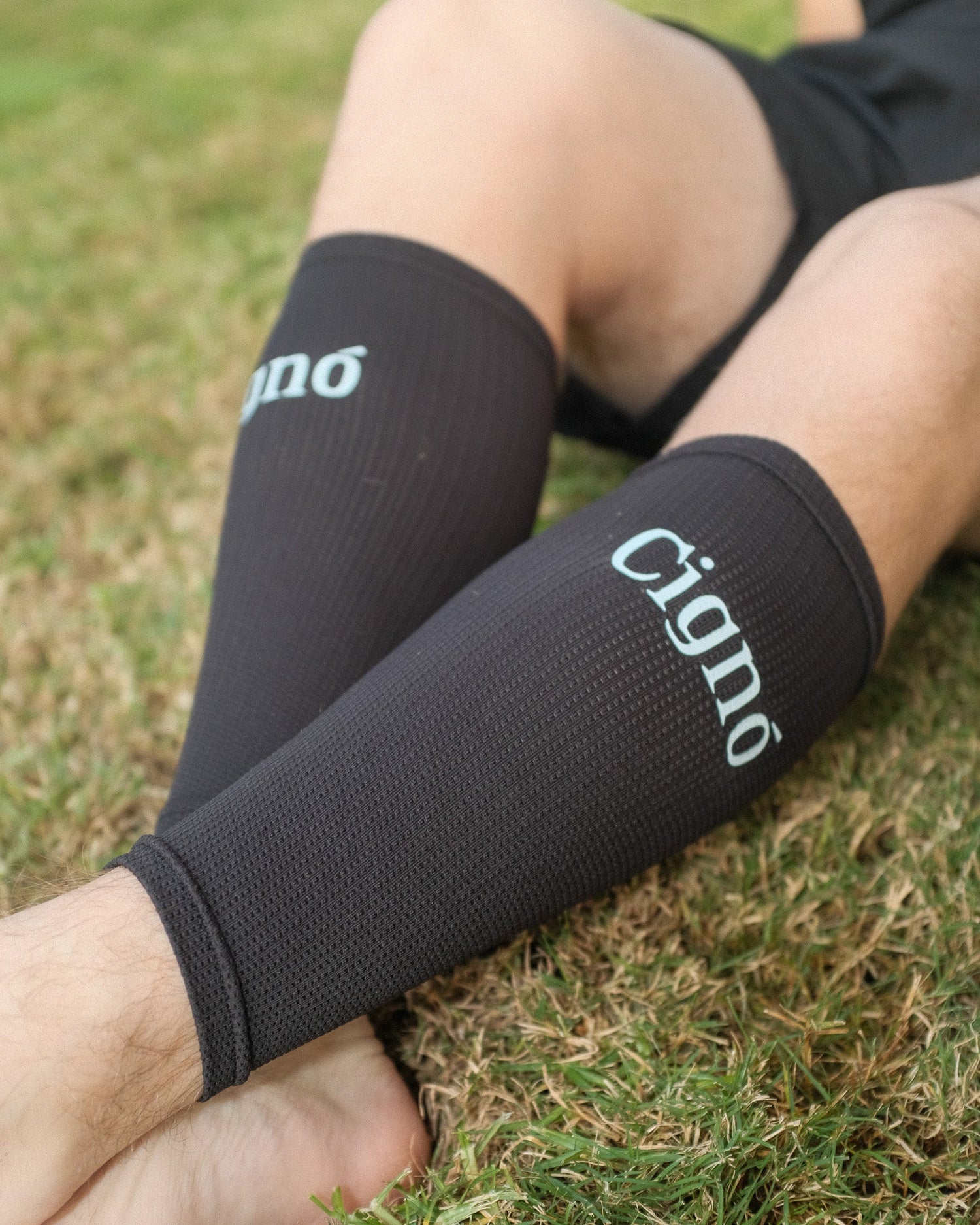 SHIN PAD SLEEVES - Everything Football